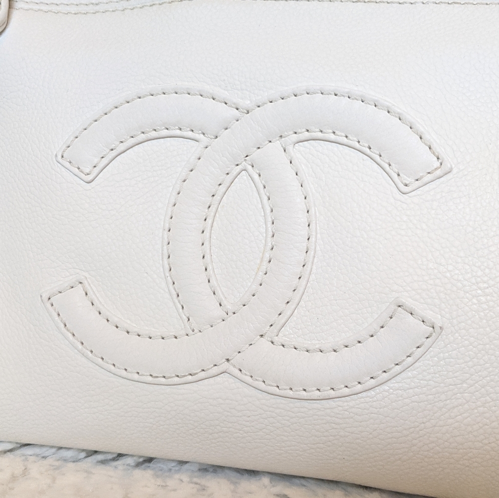 ✅PRICE FIRM✅CHANEL Gold Hoop Shoulder Bag - Picture 6 of 12
